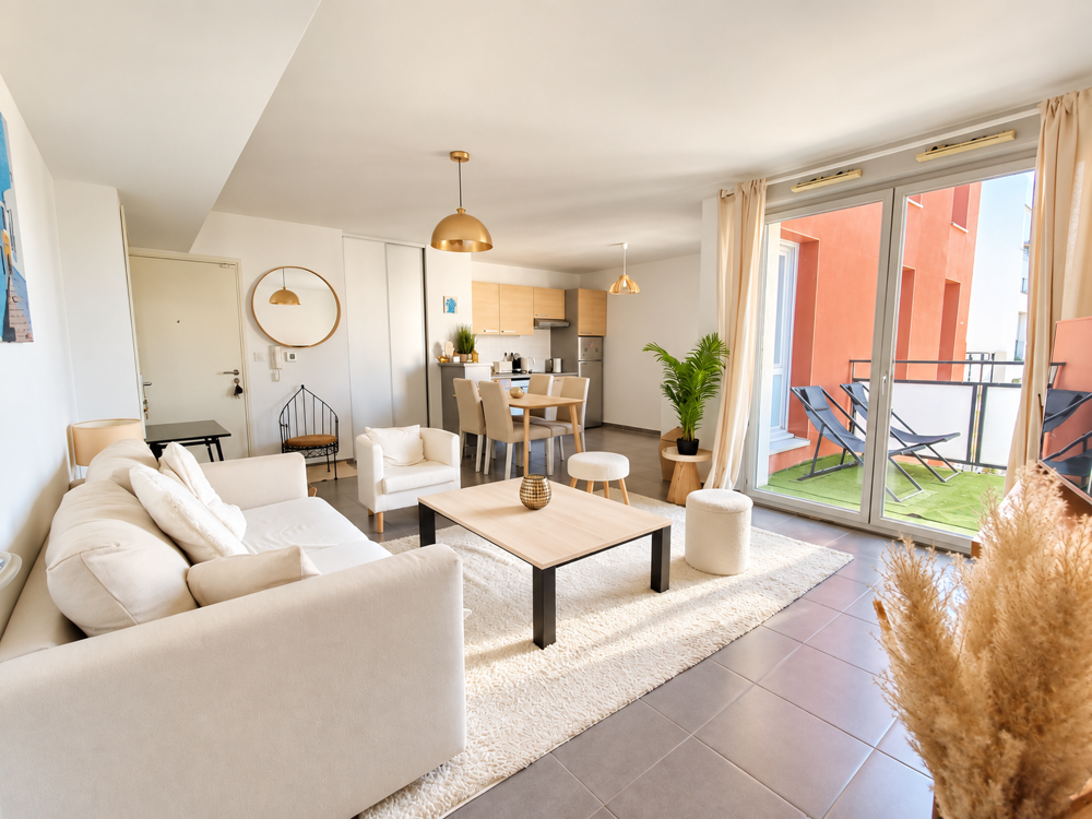 Pierre-Bénite T3 de 64 m2 avec balcon et deux stationnements en sous-sol