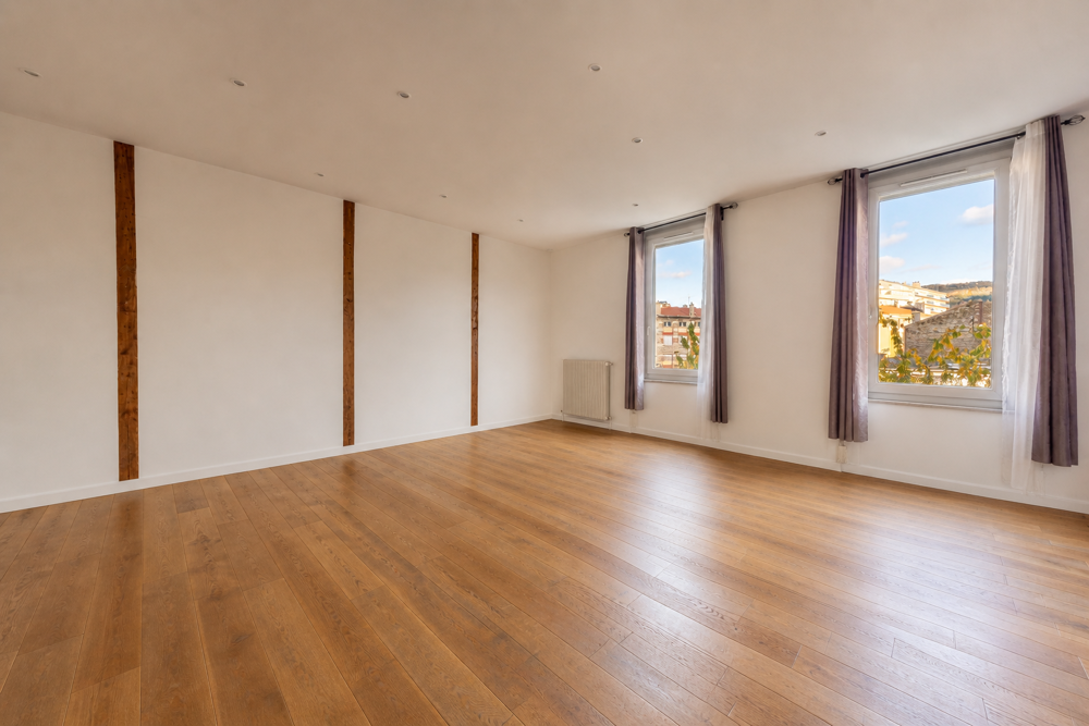 Vente Duplex/Triplex Saint-Etienne / Valbenoite Duplex de caract�re 127 m2 + studio lou� + jardin privatif St etienne