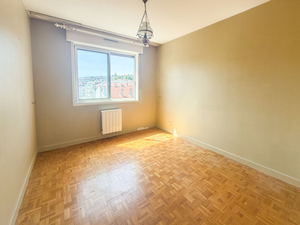 Vente Appartement SAINT-ETIENNE BADOUILLERE GRAND T4 DE 93M2 AVEC VUE DEGAGEE St etienne