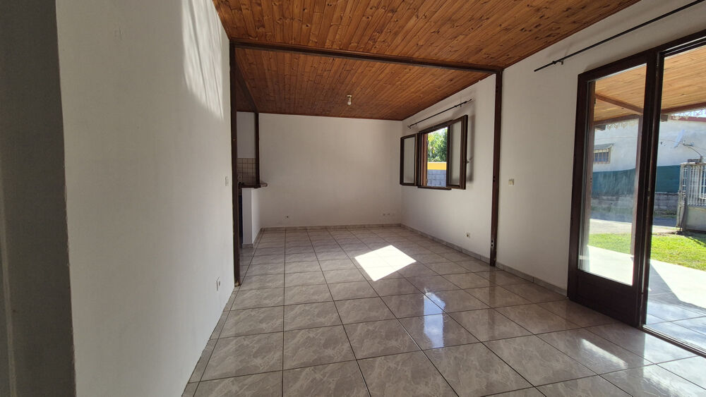 SAINT-PIERRE/ Charmante maison Créole sur un terrain de 300m2