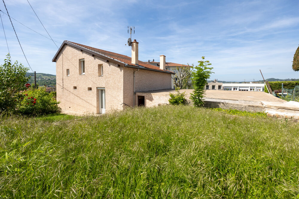 Sorbiers Bourg. Maison individuelle de 115m2 avec terrain de 441m2