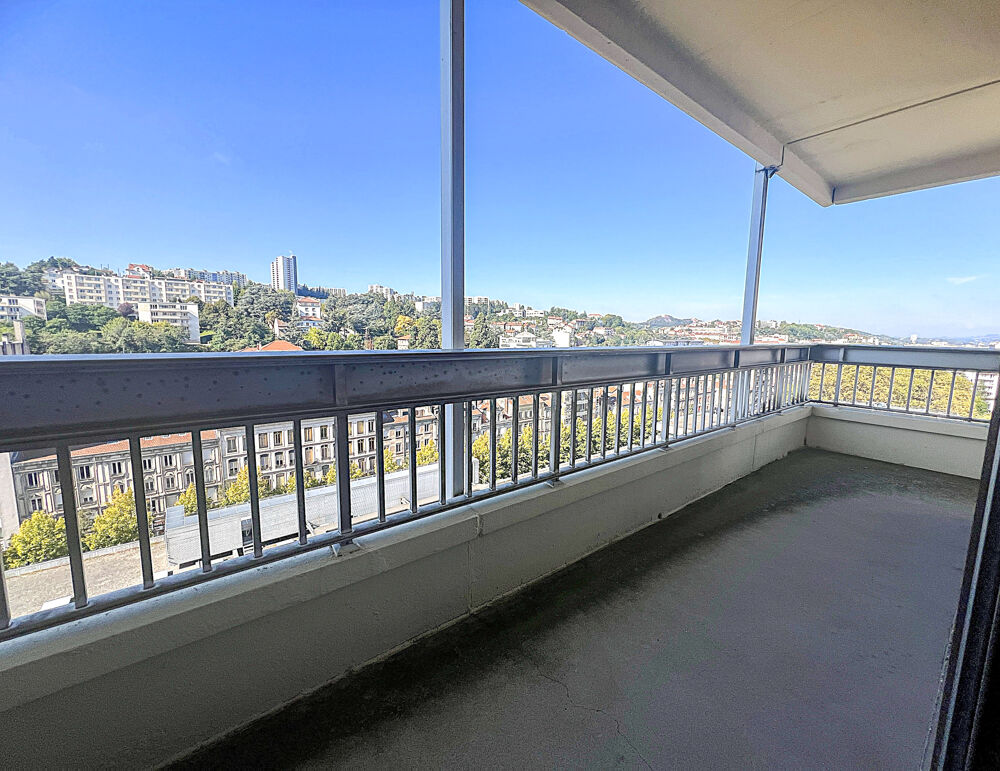 SAINT-ETIENNE BELLEVUE : BEL APPARTEMENT DE 118M2 AVEC GARAGE ET GRAND BALCON
