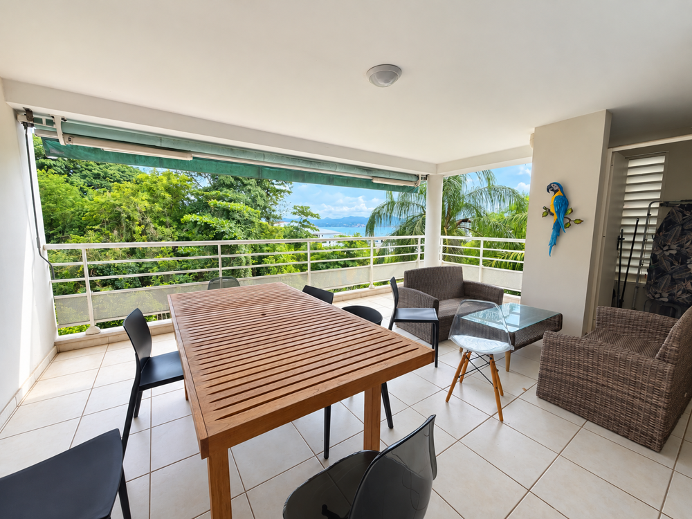 FORT-DE-FRANCE ÉTANG Z'ABRICOTS SUPERBE T4 AVEC VUE MER ET TERRASSE DE 25 M2