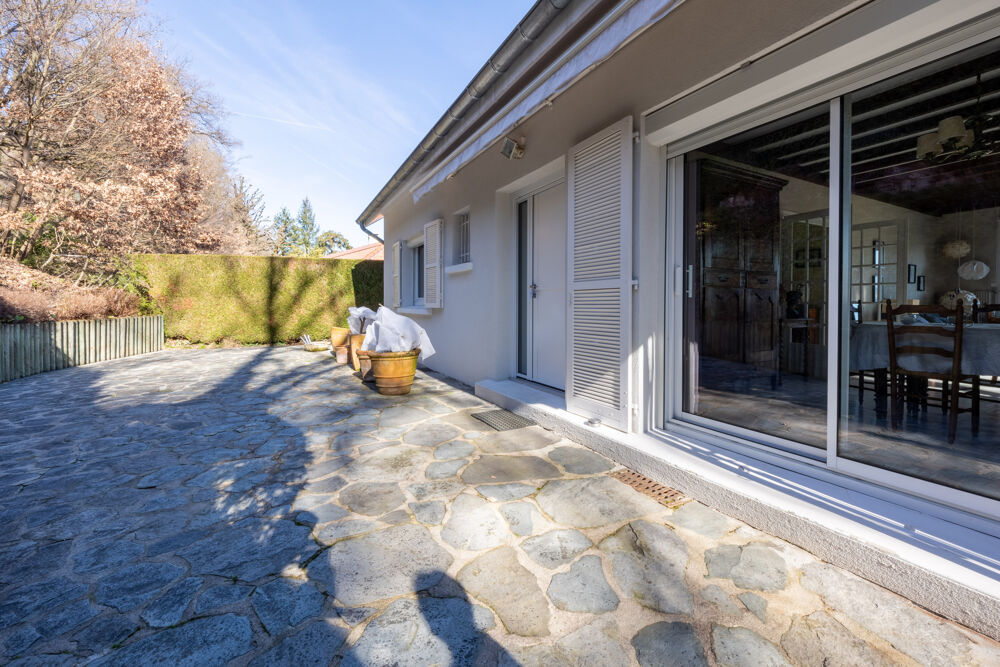 Vente Maison L'Étrat / Maison individuelle de 127m2 habitable + 93m2 d'annexes sur terrain de 839m2 L etrat