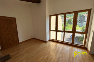  Appartement à louer 6 pièces 120 m²