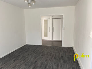  Appartement à louer 3 pièces 64 m²