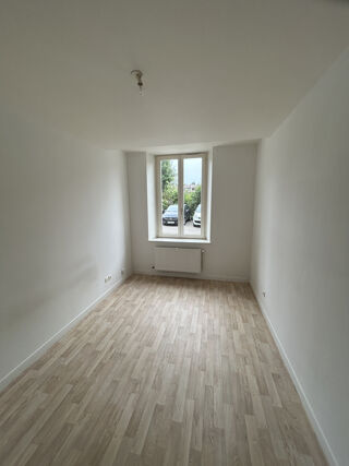  Appartement à louer 3 pièces 60 m²
