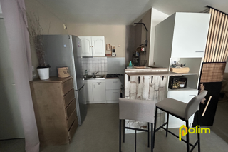 Appartement à louer 3 pièces 56 m²