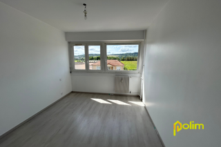  Appartement à louer 5 pièces 98 m²