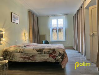  Maison à louer 5 pièces 172 m²
