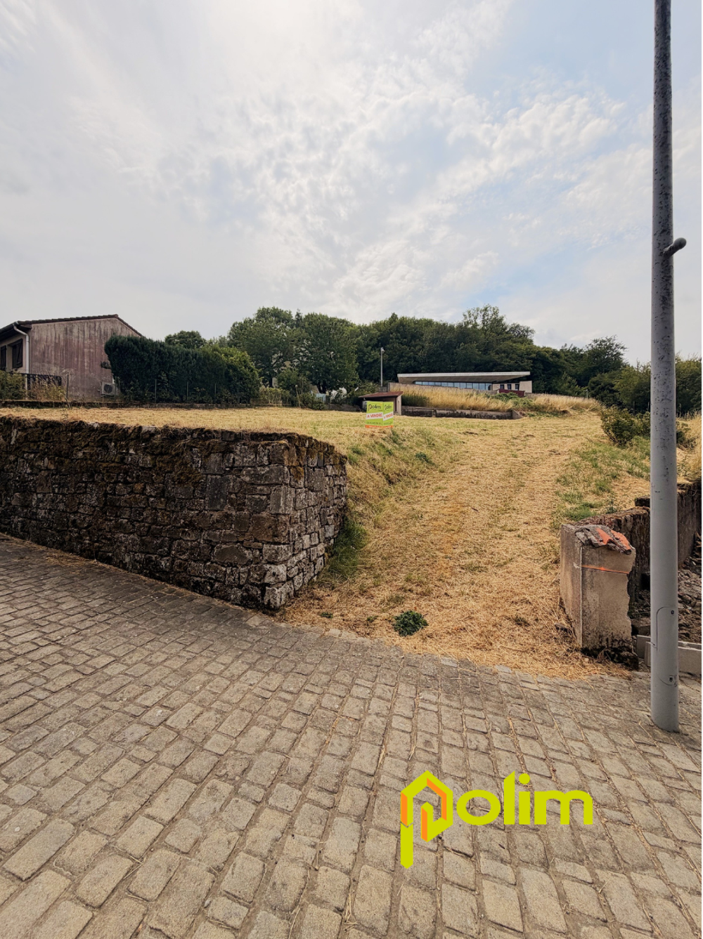 Vente Terrain Rare !!! terrain constructible de 1184m2. Mousson