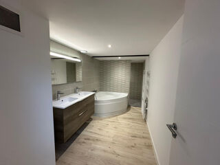  Maison � vendre 4 pi�ces 150 m�