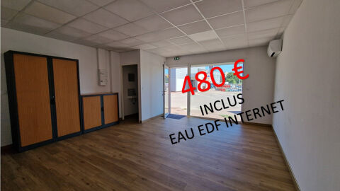 LOCAL AVEC VITRINE 480 66570 St nazaire