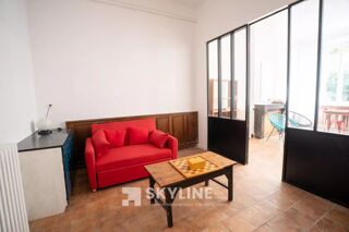  Appartement à louer 3 pièces 82 m²