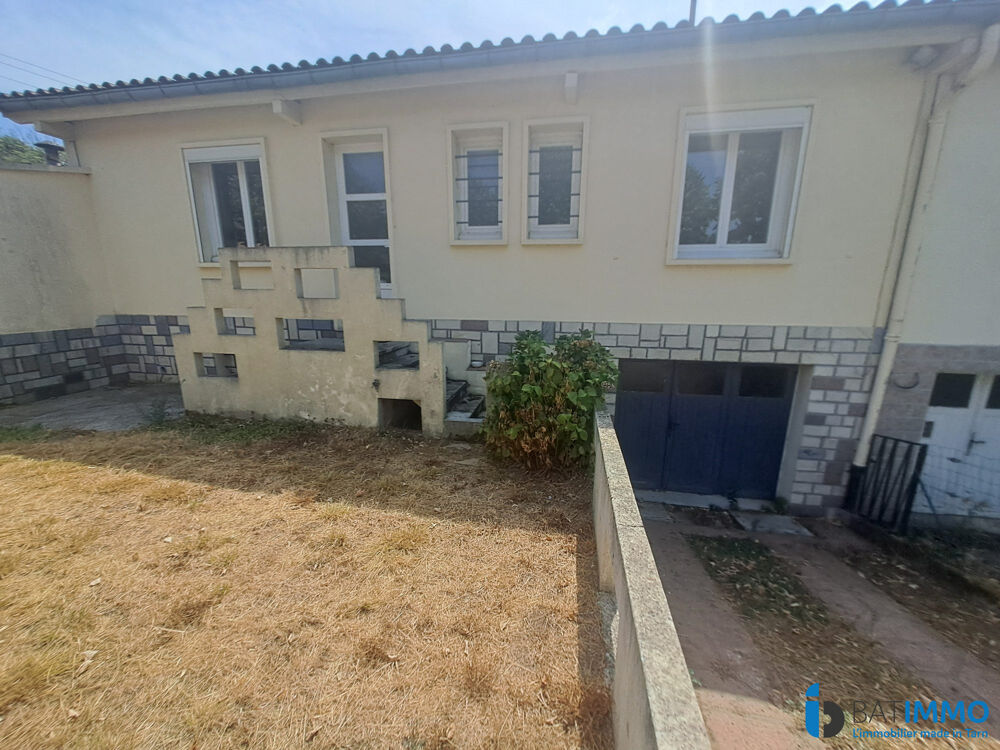 Maison mitoyenne T4 sur sous sol dans quartier calme