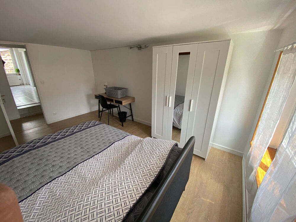 Location Appartement Appartement Saint Etienne 5 pièce(s) 104 m2 Saint-Étienne