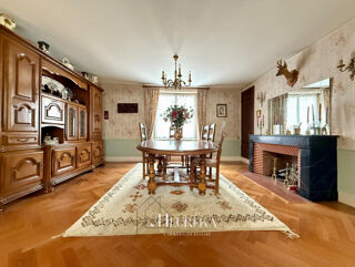  Maison � vendre 7 pi�ces 250 m�