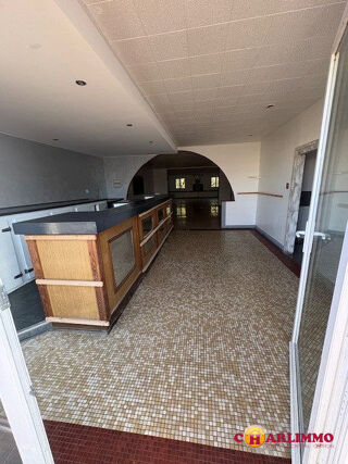 Immeuble à vendre 405 m²