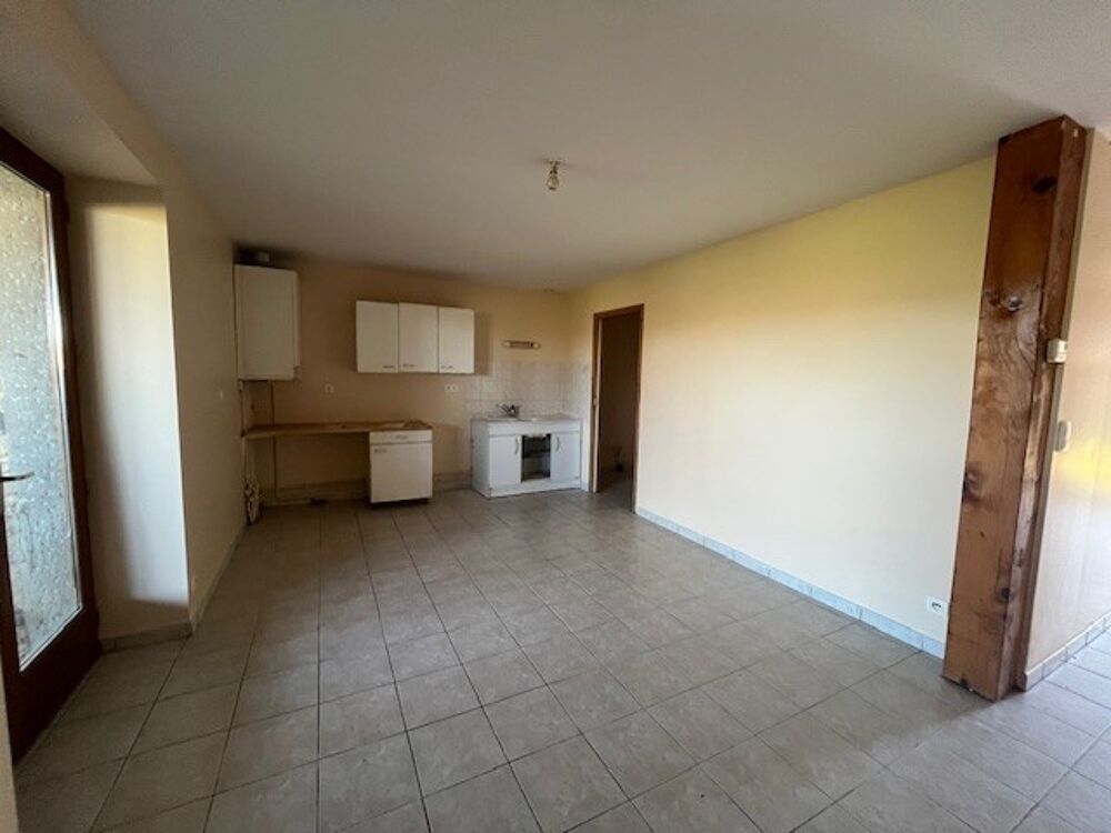 Location Appartement Domsure - A louer appartement type 2 - 44 m² - Cour privative Domsure