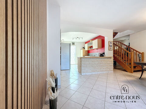   Maison � vendre � St Victor de Cessieu de 250m2 Maison - 5 pi�ce(s) - 250 m�