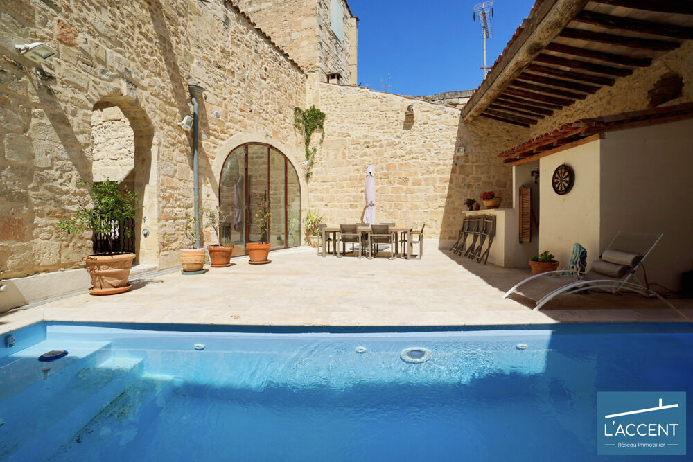 � vendre  Maison Saint-Gilles (30800)