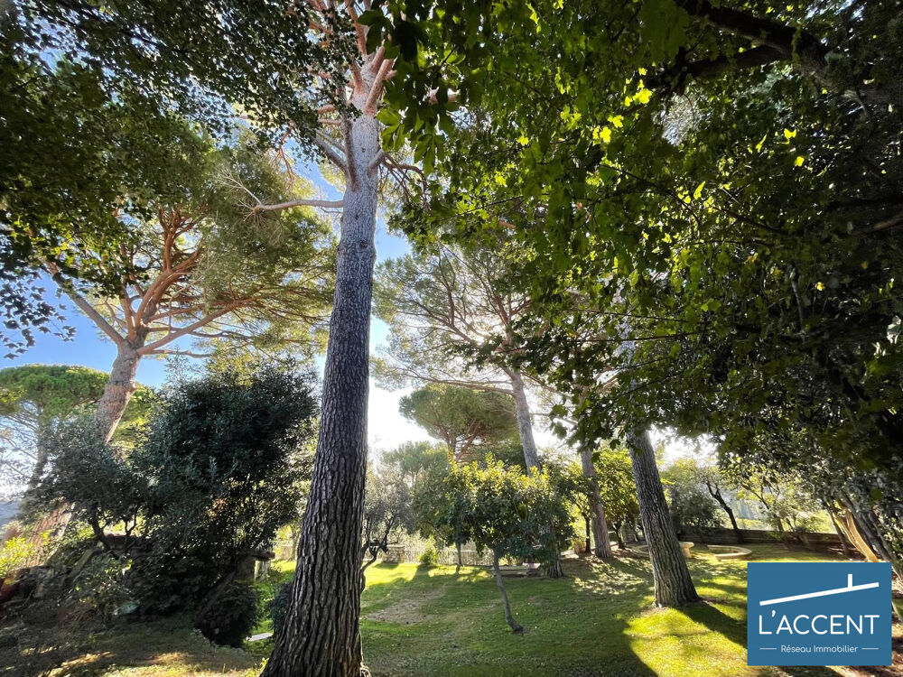 � vendre  Villa N�mes (30000)