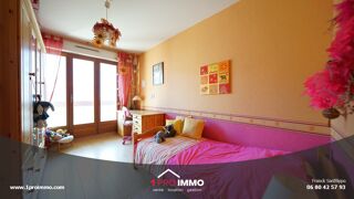  Appartement à vendre 6 pièces 141 m²