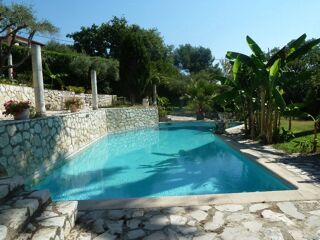  Maison � vendre 7 pi�ces 200 m�