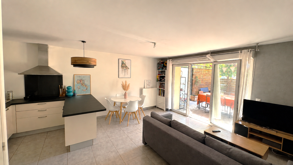 vente Appartement - 3 pièce(s) - 65 m² Saint-Égrève (38120)