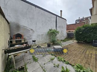  Immeuble � vendre 5 pi�ces 231 m�