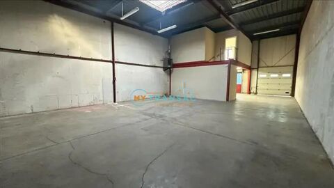   A louer locaux d'activité et de bureaux au sein de la ZI DES GRANDS GODETS 