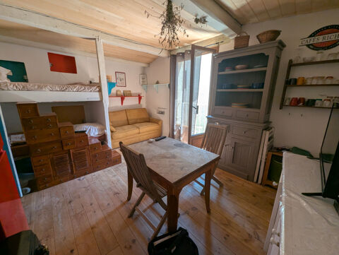   Joli studio atypique . Appartement - 1 pièce(s) - 28 m²