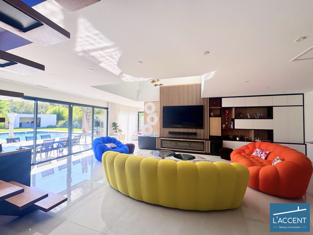 Vente Villa MAISON D'EXCEPTION DE 176M2 A PROXIMITÉ DE NIMES Saint-gilles
