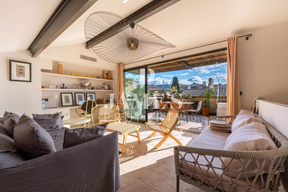 Maison de ville de caractère avec vue sur les Alpilles