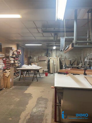  Immeuble � vendre 1800 m�