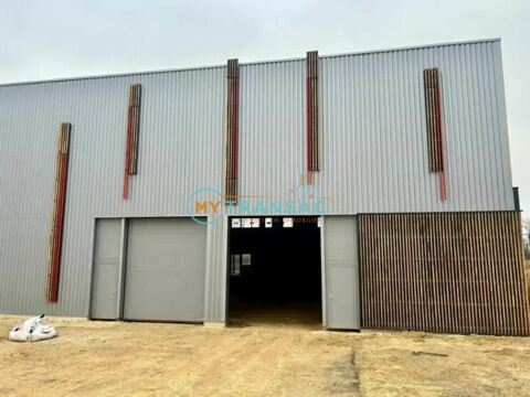   LOUVRES : A VENDRE Entrepôtneuf de 440m² 