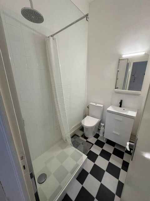  Appartement � louer 4 pi�ces 141 m�