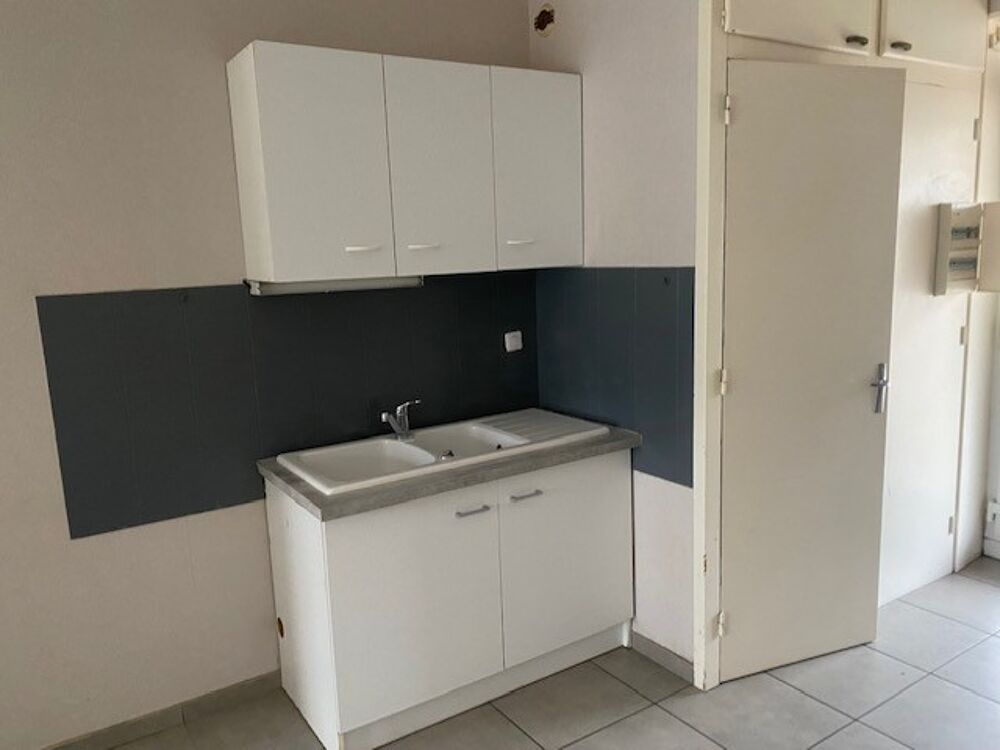 Location Appartement Attignat - A louer appartement type 3 - Duplex - Deux chambres Attignat