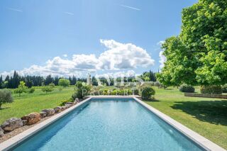  Maison à vendre 6 pièces 275 m²