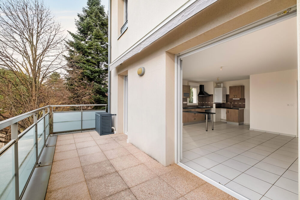Vente Appartement Appartement T4 avec terrasse et garage Chaponnay