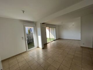  Appartement à louer 3 pièces 67 m²