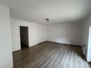  Appartement à louer 2 pièces 42 m²