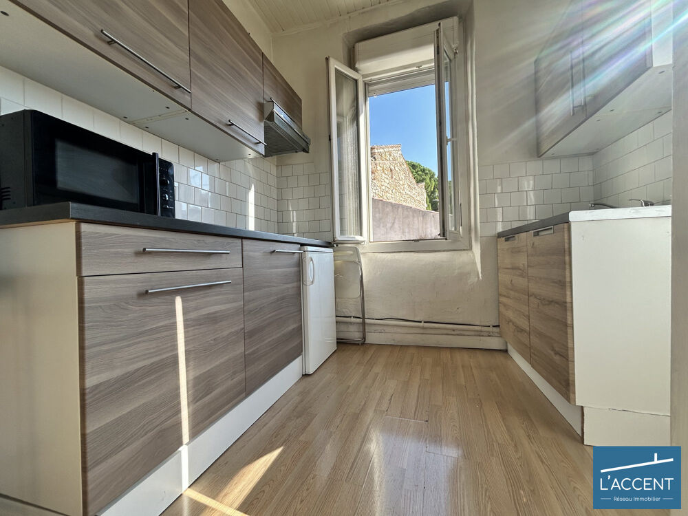 APPARTEMENT P2 AVEC VUE EXCEPTIONNELLE SUR LA TOUR MAGNE