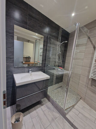  Appartement à louer 3 pièces 66 m²