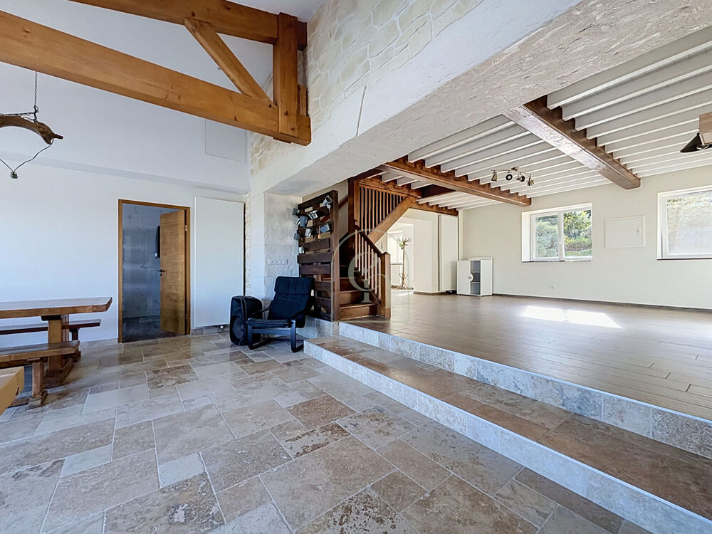 Vente Maison Propriété à vendre à Ternay de 216 m2 avec piscine et dépôt Ternay