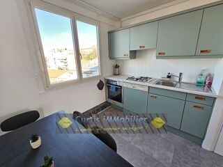  Appartement à louer 5 pièces 92 m² Saint-Étienne