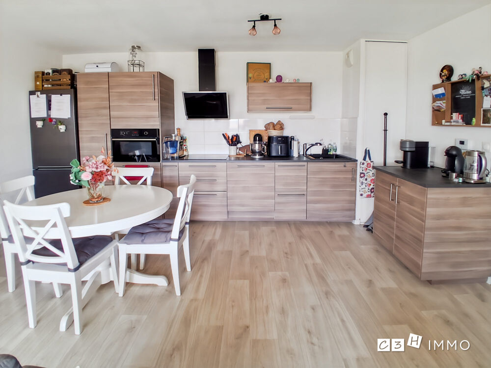 Vente Appartement Charmant T3 de 60m² avec terrasse et 2 places parking s/sol Villeneuve-tolosane