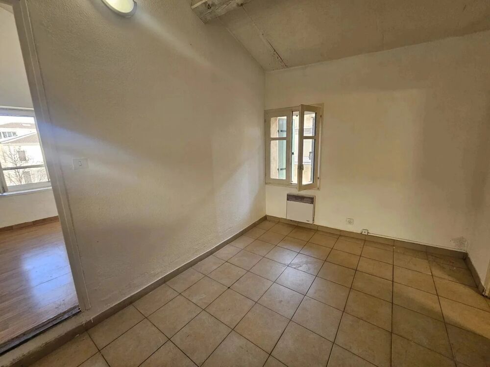 Location Appartement T2 centre ville en dernier étage Gardanne