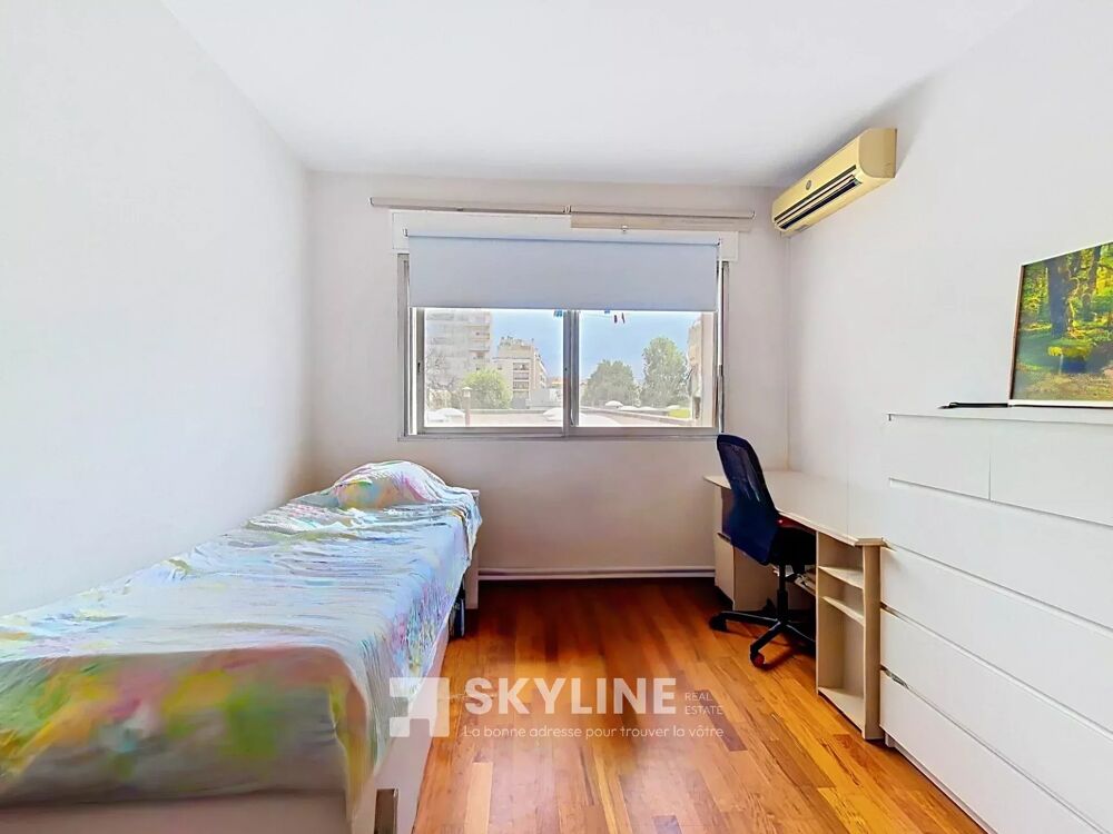 Vente Appartement Superbe T4 de 121 m² avec parking au c?ur du prestigieux Carré d Marseille 8