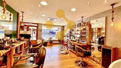 Local et fonds de commerce Centre commercial, Coiffeur 160000 74220 La clusaz
